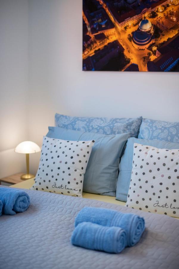 Zsuka Apartman Free Parking 佩奇 外观 照片